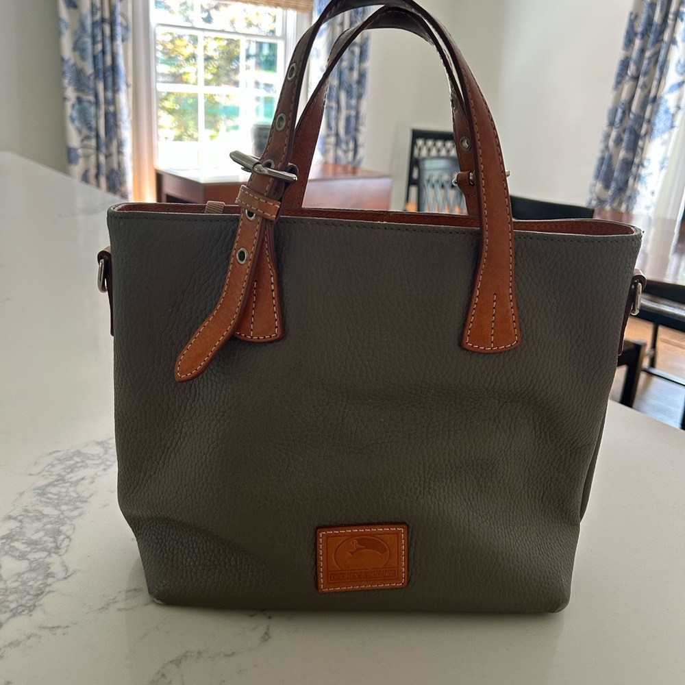 Dooney and Bourke Pebbled Leather Purse